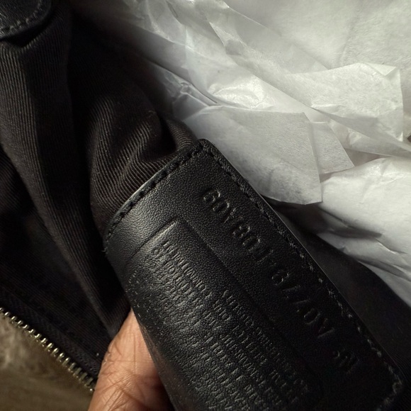 Coach SoHo  Black Leather Handbag - F08A09 - Picture 6 of 6